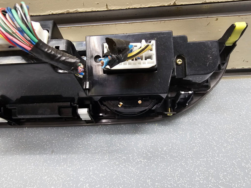 02-06 TOYOTA CAMRY Dash A/C Temperature Heater Climate Control Panel Ventilator
