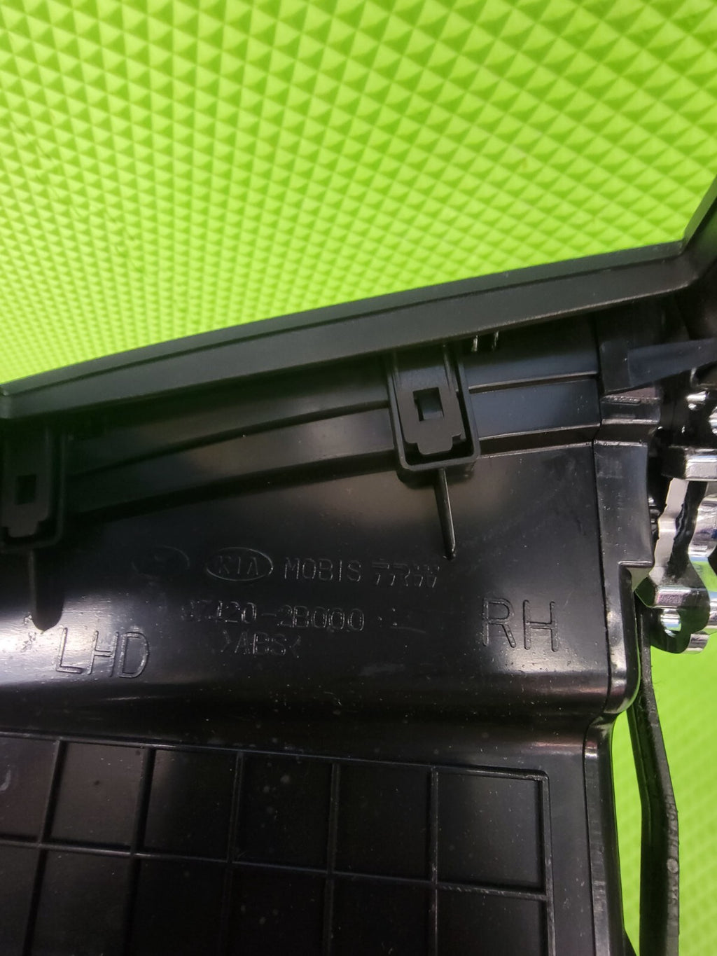 🔥 2010-2012 Hyundai Santa Fe Radio Climate Dash Trim Bezel OEM 42 B53