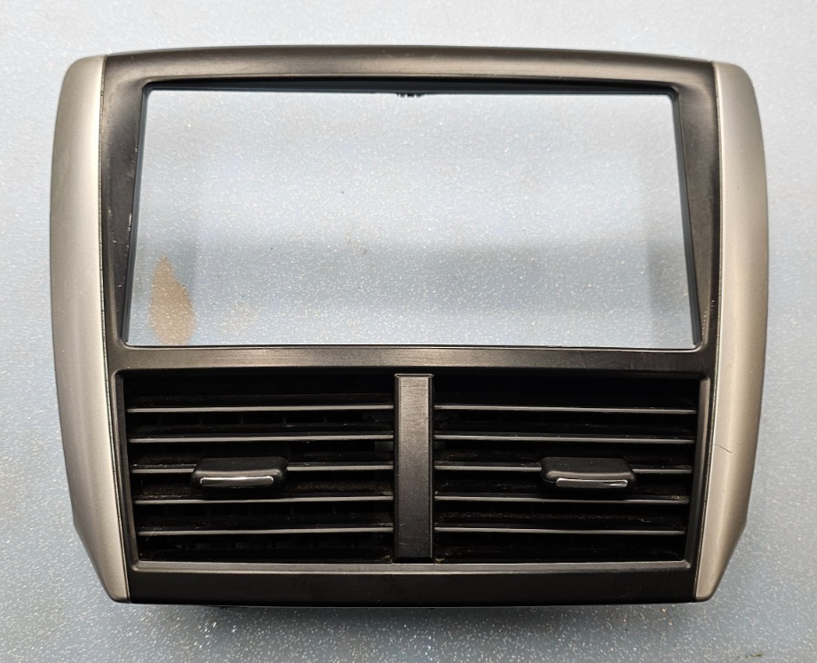 🔥2009-2013 Subaru Forester Center Dash Radio Bezel Trim With Air Vents OEM