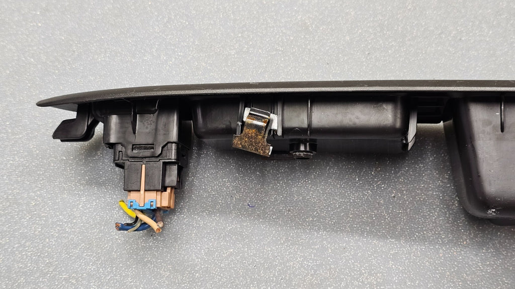 🔥06-08 Chevy Impala Right Passenger Power Window Switch Bezel Assembly Black