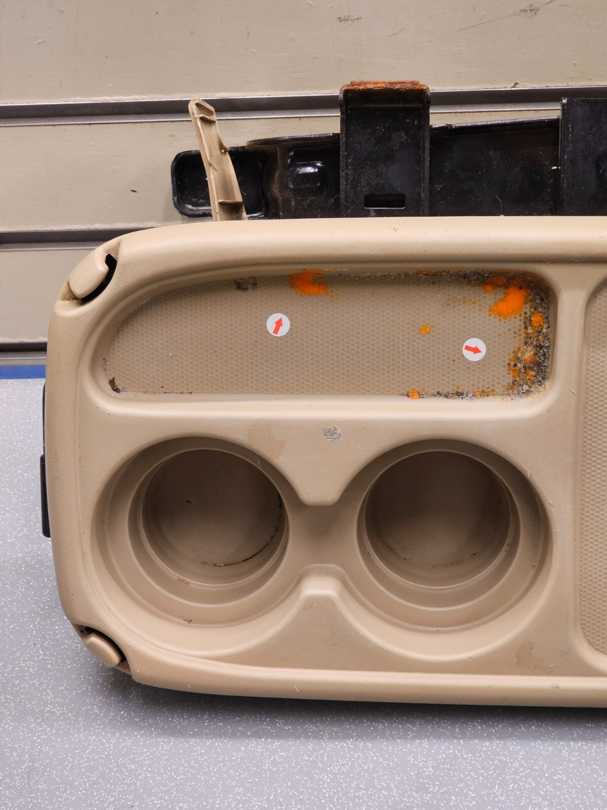 02-06 Honda CRV Center Table Console Folding Tray Cup Drink Holder Assembly Tan