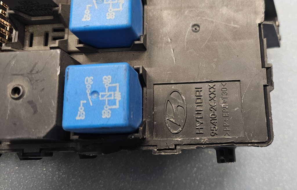 🔥2003-2008 HYUNDAI COUPE FUSE BOX TIPM OEM