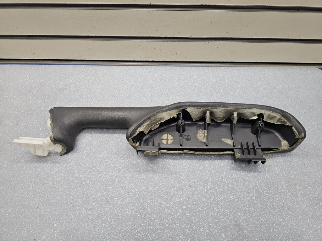 🔥03-06 Chevy GMC Silverado Tahoe Front Right Door Armrest Handle Graphite H2