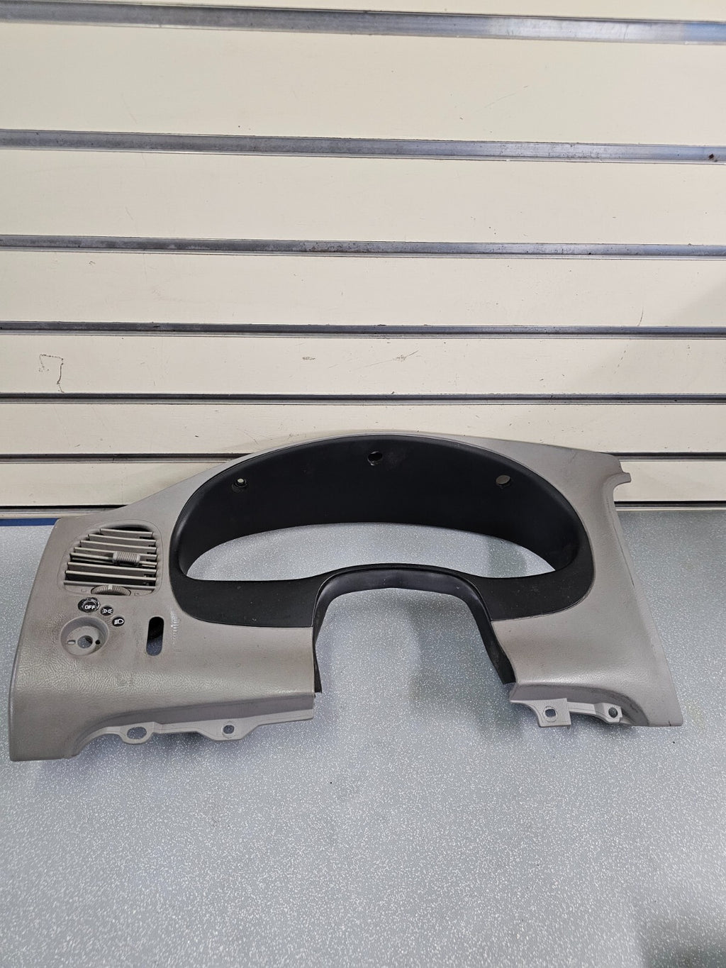 95-06 Ford RANGER EXPLORER Instrument Cluster Dash BEZEL Speedo Trim GRAY C15