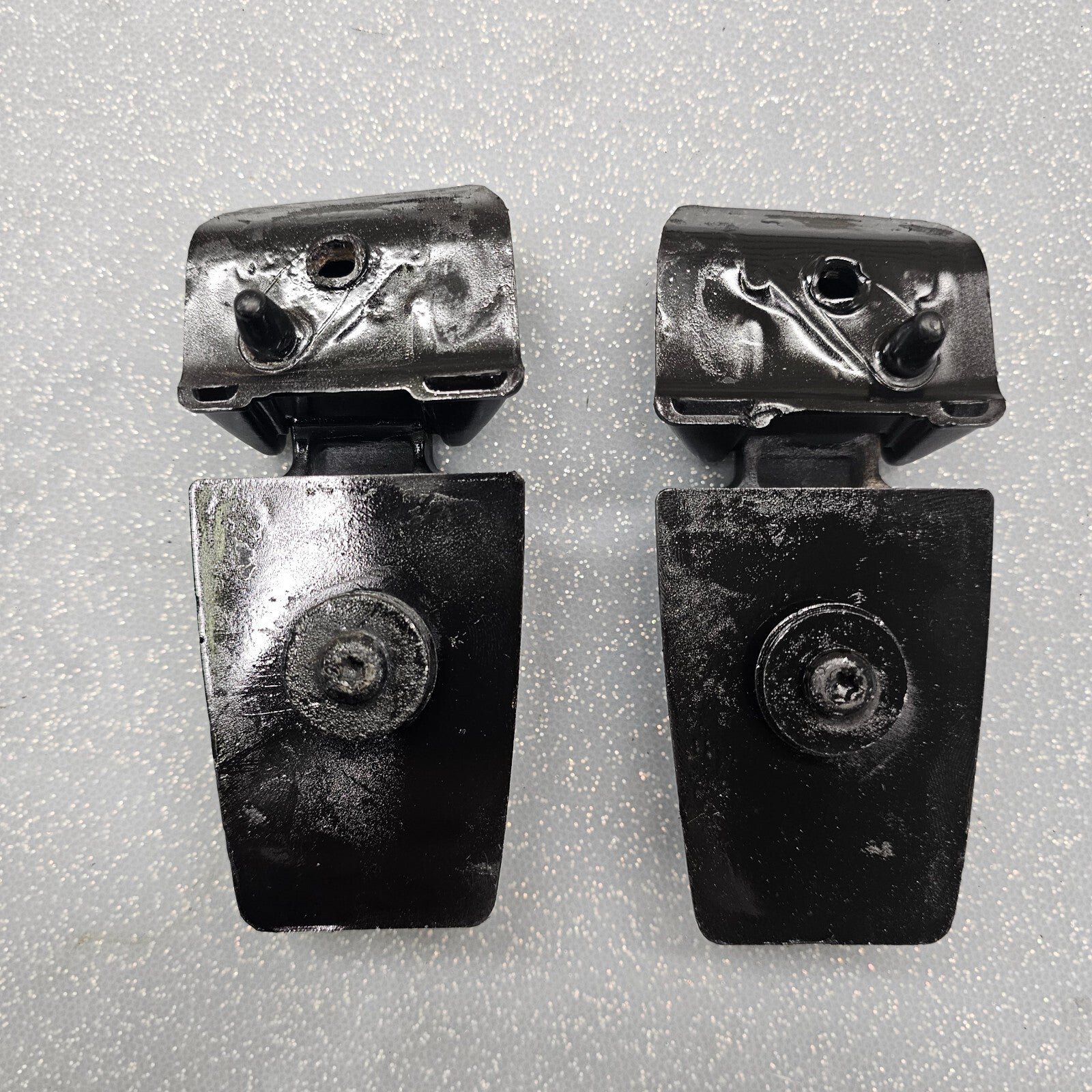 06-10 JEEP COMMANDER REAR LIFTGATE GLASS WINDOW HINGES SET LEFT RIGHT OEM/JC