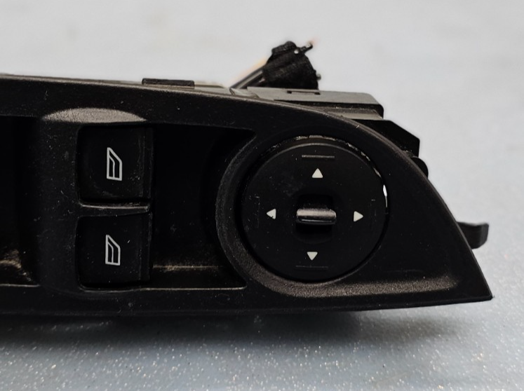 12-18 Focus Escape Front Left Driver Master Power Window Switch Regulator Black