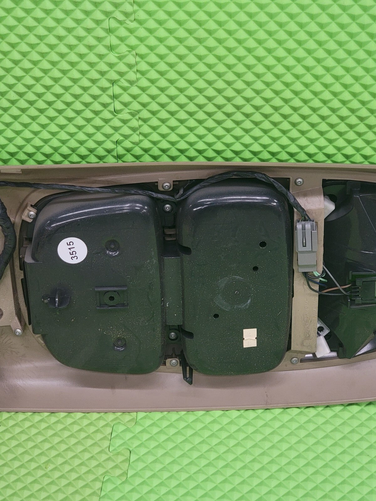 🔥97-02 Ford Expedition Overhead Climate Console Map Light Display OEM TAN