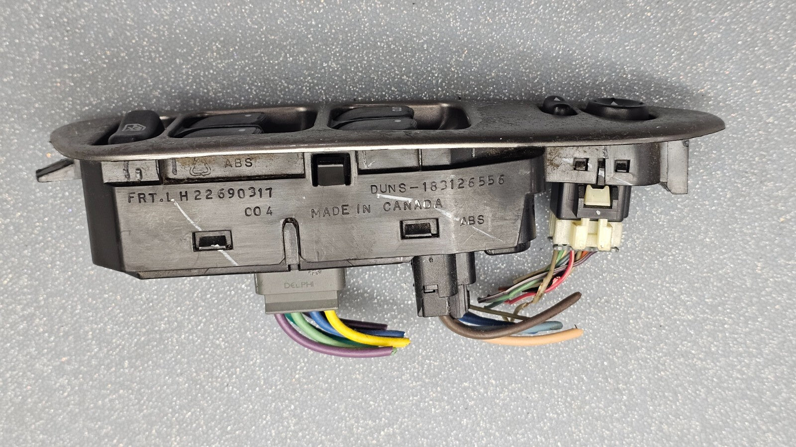 04-07 MALIBU LEFT DRIVER MASTER POWER WINDOW DOOR CONTROL SWITCH ASSEMBLY SILVER