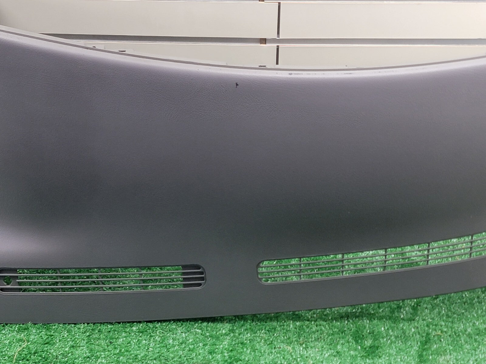 🔥99-06 SILVERADO SIERRA TAHOE Upper Cap Cover Top Dashboard Pad LIGHT GRAY DP1