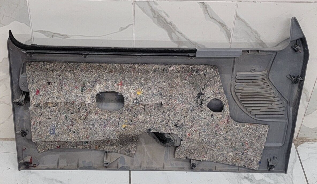 92-96 Ford F150 F250 BRONCO Door Panel Front RIGHT Passen 1/2 manual GRAY D18