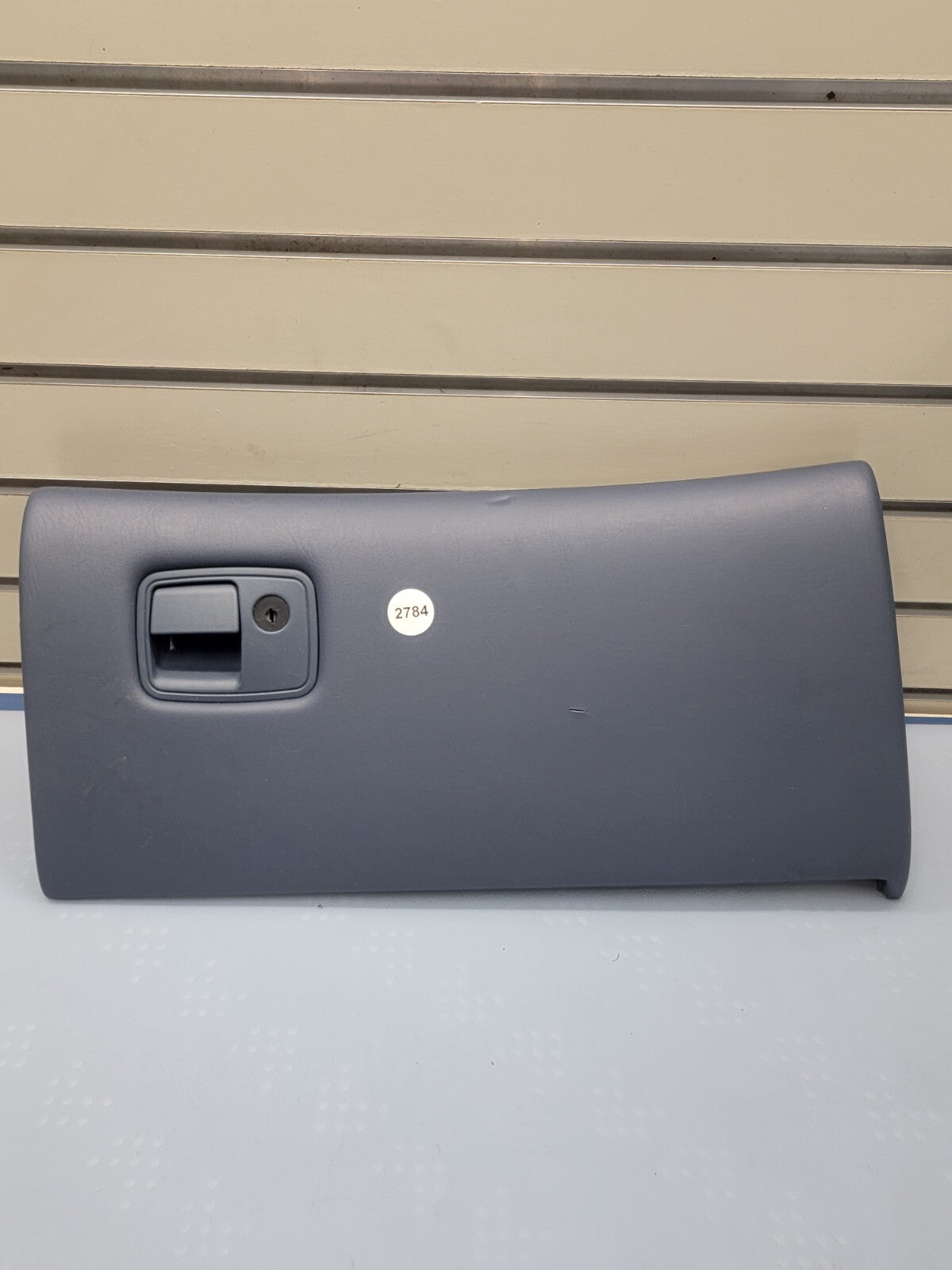 🔥00-05 Chevrolet Impala Glove Box Door with Working Lock Mechanism and Hinge