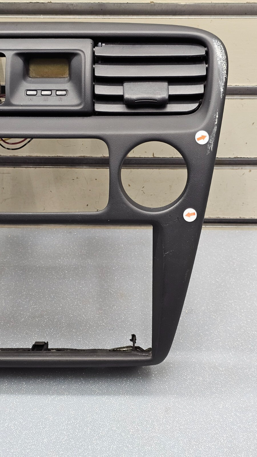 98-02 HONDA ACCORD FRONT CENTER DASH RADIO STEREO CLIMATE BEZEL TRIM PANEL BLACK