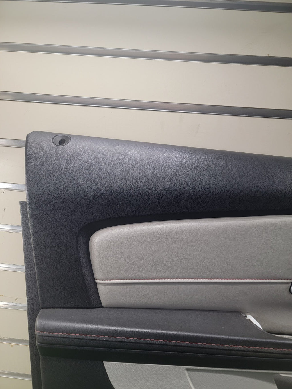 🔥2010-2017 CHEVROLET EQUINOX FRONT DOOR PANEL LEFT DRIVER Black/Gray