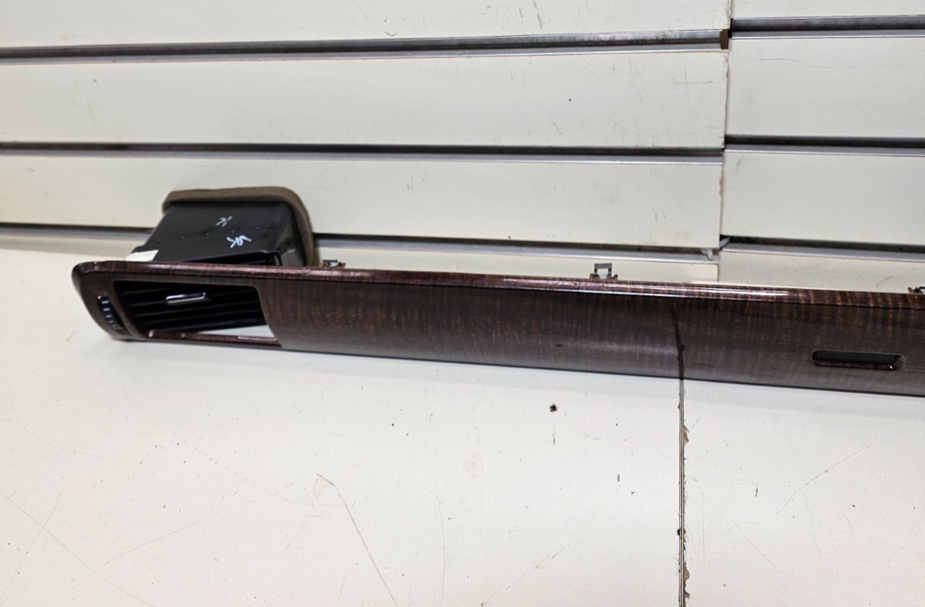 🔥05-09 Five Hundred Taurus Sable Interior Center Dash Panel Bezel Trim Wood