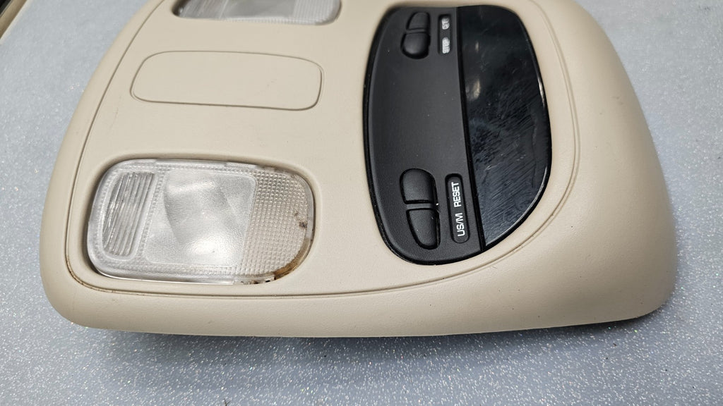 02-05 Dodge RAM Overhead Console DOME Light Roof Storage Compartment LT Tan