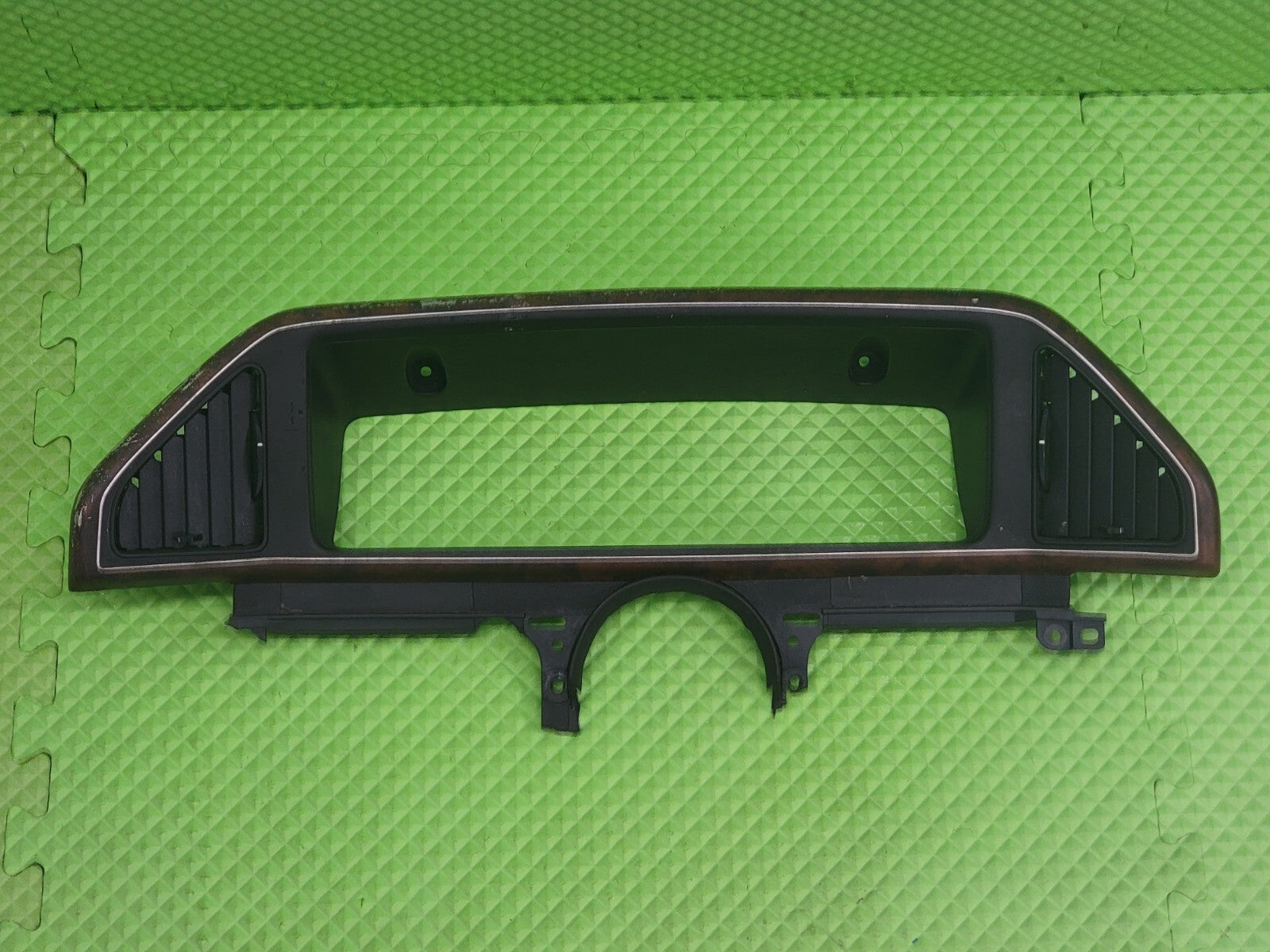 87-91 Ford F-150 F250 BRONCO Dash CLUSTER Bezel Speedo Gauge Trim woodgrain C11