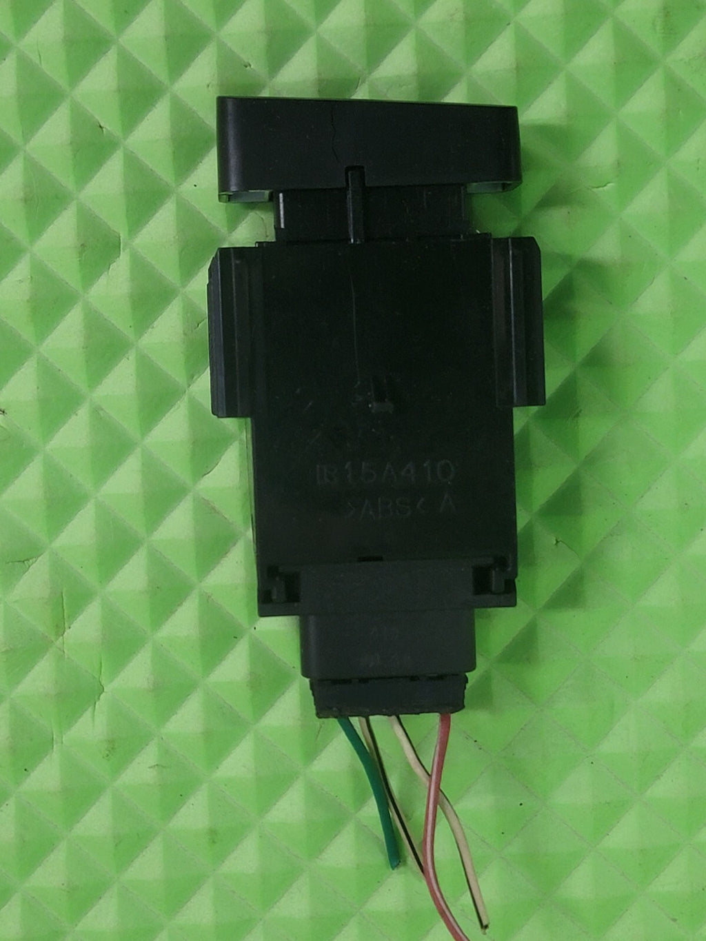 🔥2003-2008 TOYOTA COROLLA REAR GLASS DEFROSTER ON/OFF SWITCH