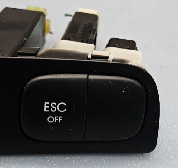 🔥2004-2010 KIA Sportage Control Switch Lock Switch Button OEM
