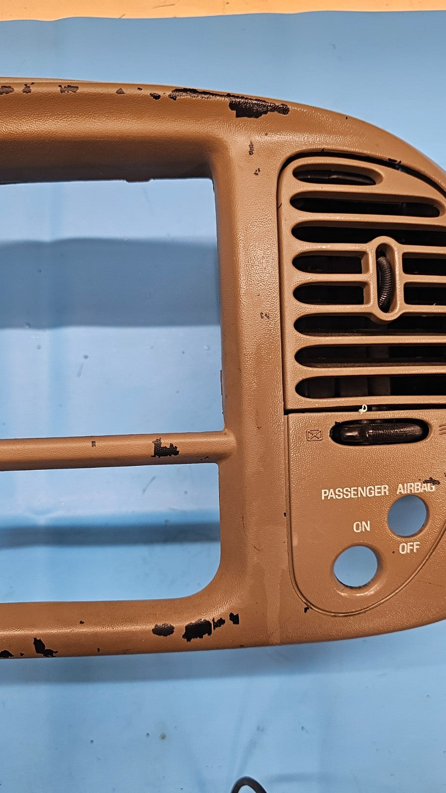 🔥97-03 Ford F150 Center Dash Radio Climate Trim Stereo BEZEL Panel Dark Tan