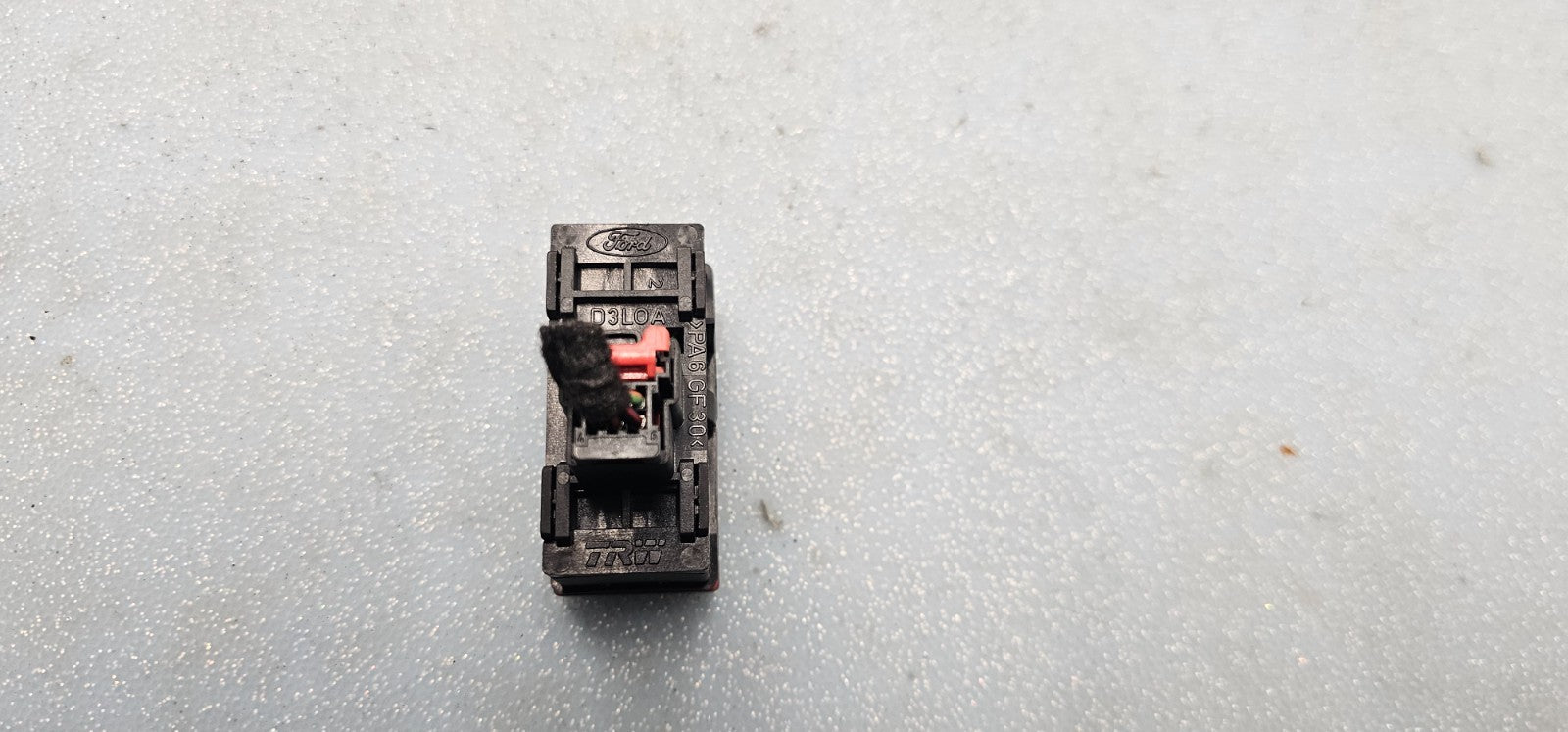 🔥05-07 FORD Focus Emergency Hazard Light Flasher Button Control Switch  BLACK