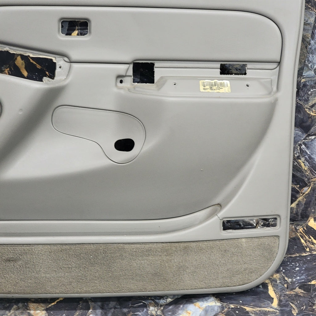🔥03-06 Silverado SIERRA Door Panel Front RIGHT Passenger/No Arm LIGHT GRAY D5