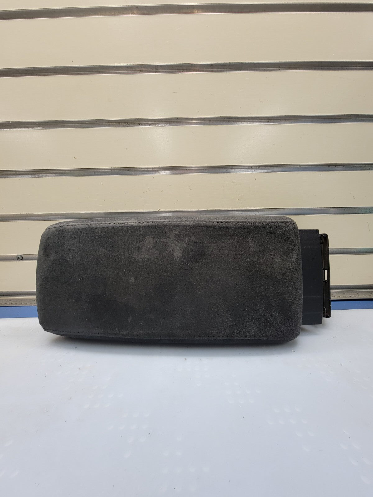 🔥2007-2012 Nissan Altima Complete Center Console Lid/Armrest Black OEM