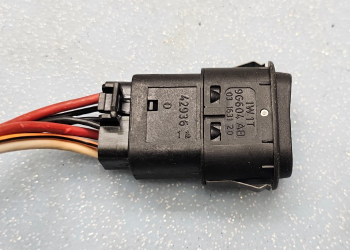 🔥02-08 Super Duty Excursion Expedition  Power Adjustable Pedal Switch Black