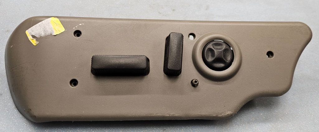 🔥03-06 SILVERADO SIERRA Front RIGHT PASSENGER Seat Adjuster Heat SWITCH Tan OEM
