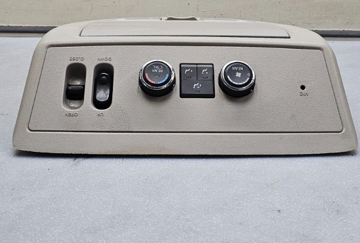 🔥08-12 NISSAN ARMADA QX56 ROOF CONSOLE OVERHEAD MAP LIGHT DOME STORAGE TAN