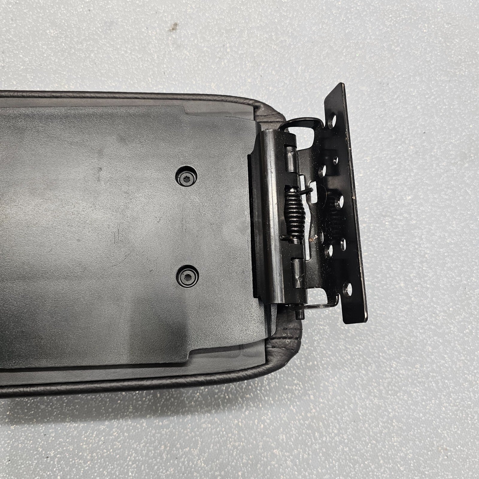 🔥07-09 LINCOLN MKZ FRONT CENTER CONSOLE ARMREST LID TOP PAD COVER BLACK LEATHER