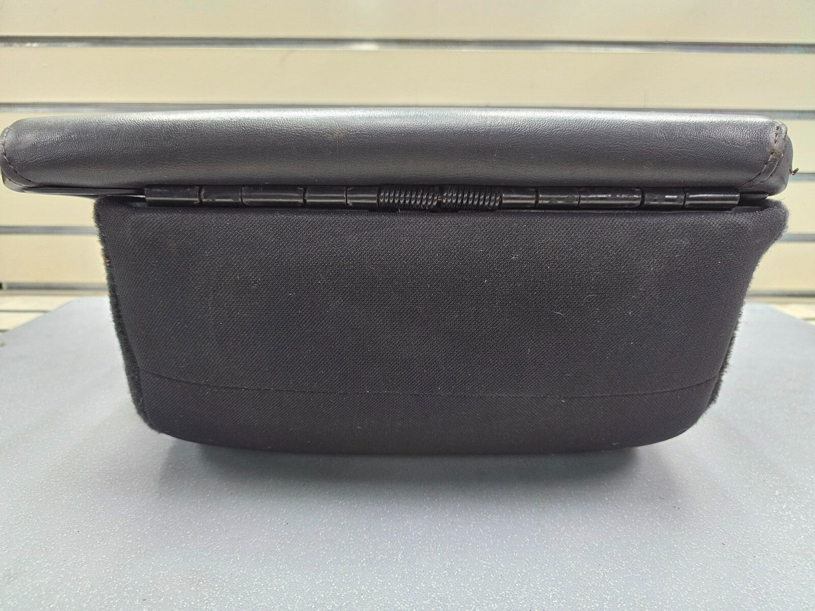 🔥02-08 Dodge RAM Center Console Jump Seat ARMREST Lid Leather/Cloth Black JS7