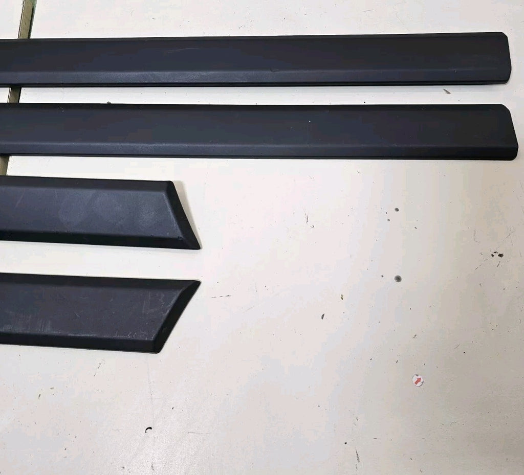 🔥06-10 Commander Outer Door Trim Set Left Driver Right Passenger Molding Black