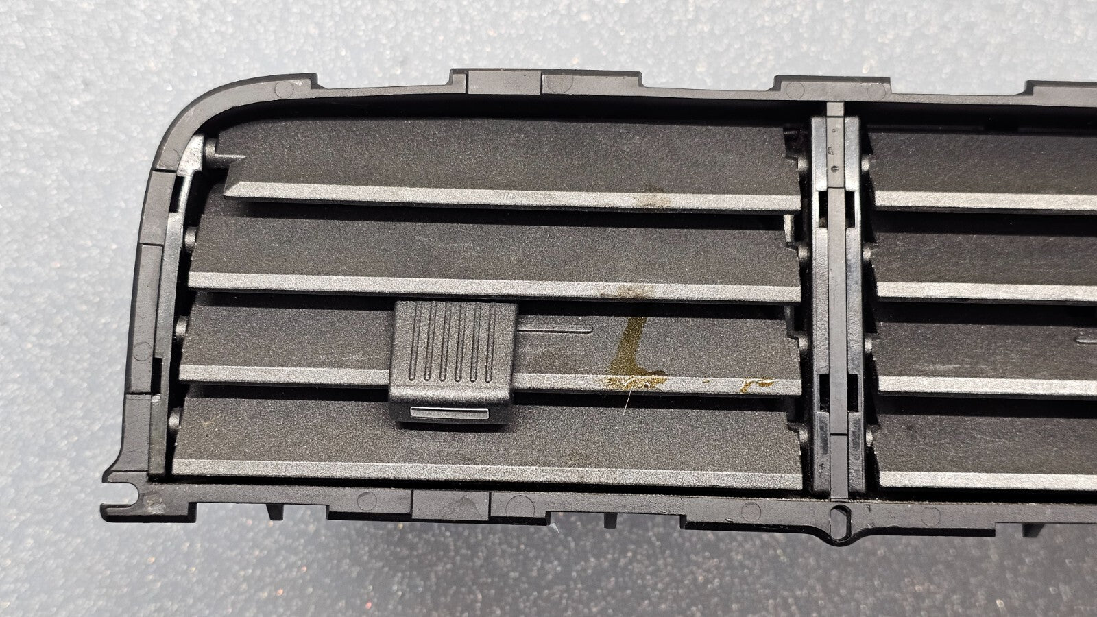 🔥07-10 Lincoln MKX Center Dash Right Passenger AC Heater Air Vent Grille Bezel