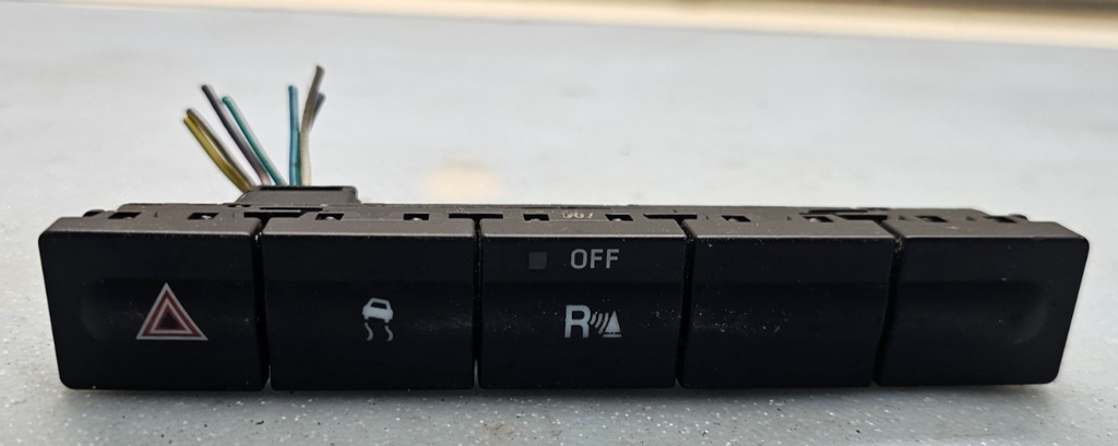 🔥08-09 Taurus Sable Hazard Warning Light Traction Control Switch Dash Button