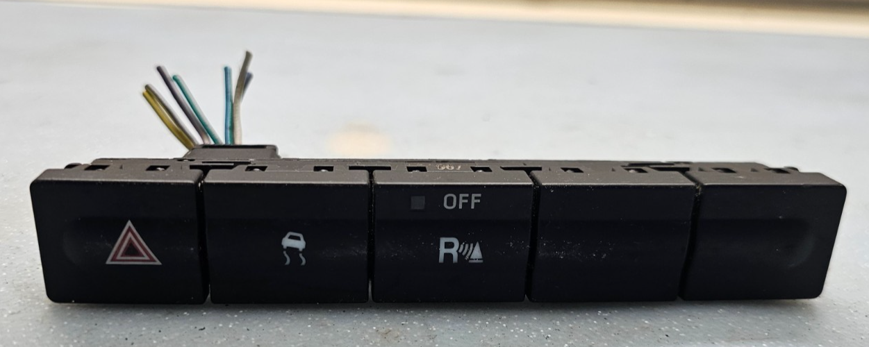 🔥08-09 Taurus Sable Hazard Warning Light Traction Control Switch Dash Button