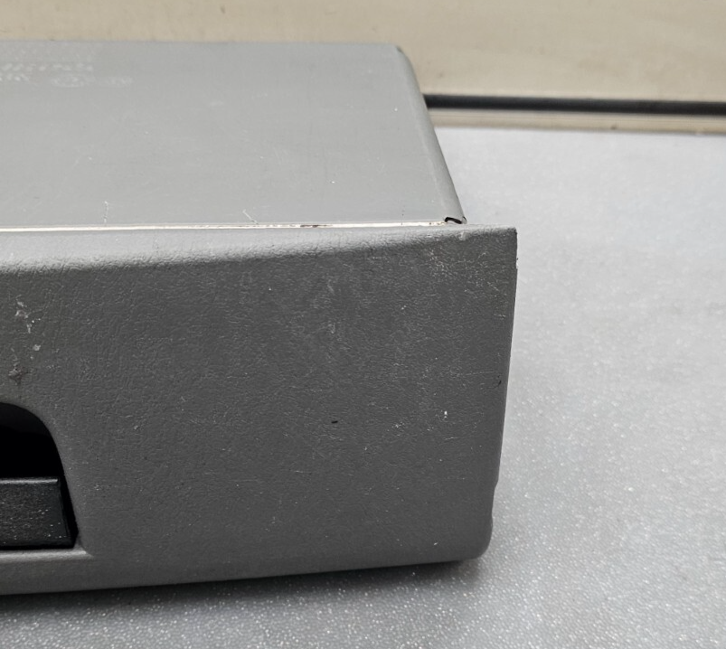🔥01-07 CARAVAN TOWN COUNTRY DASH GLOVE BOX COMPARTMENT LID COVER ASSEMBLY GRAY