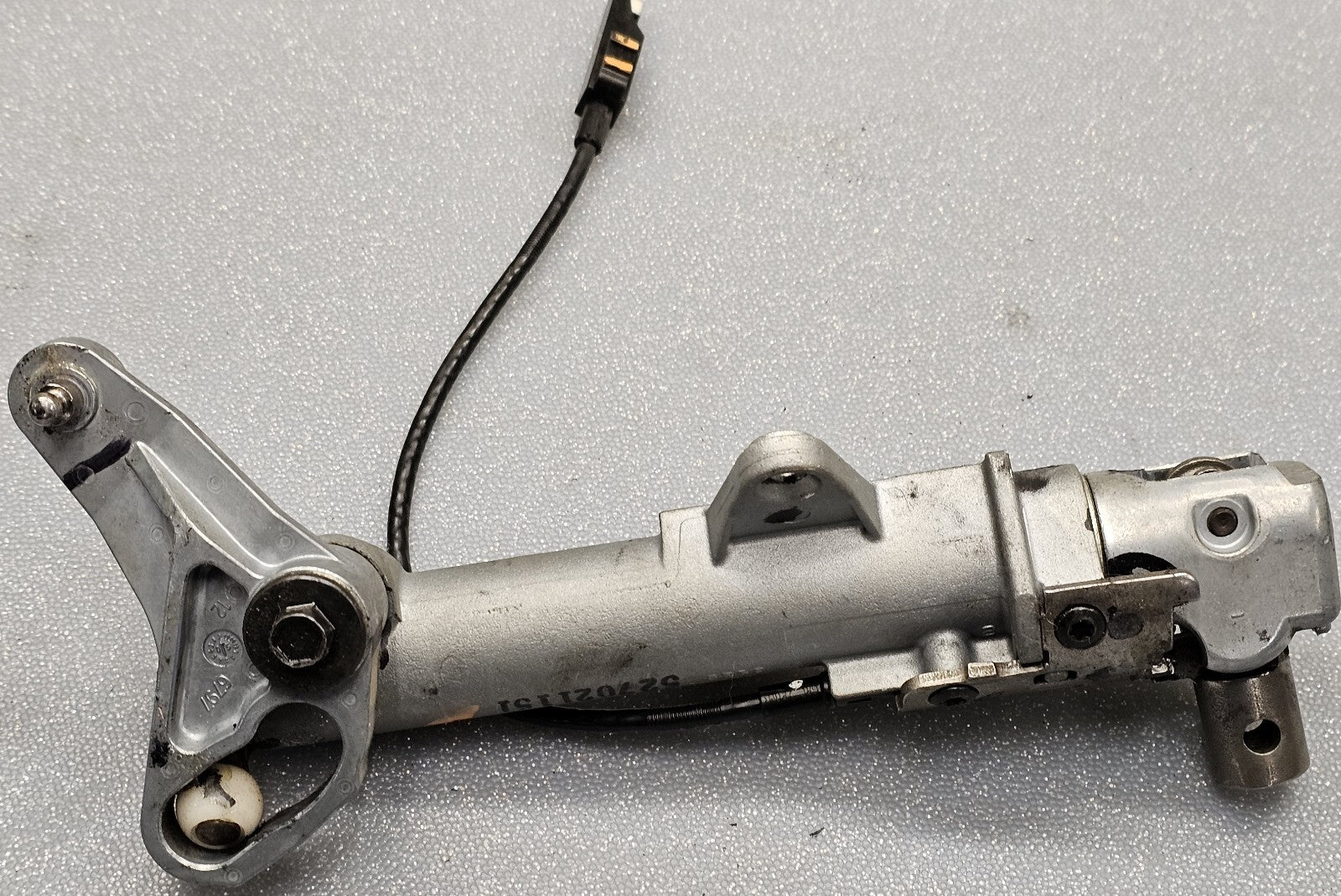 04-12 COLORADO CANYON AUTOMATIC STEERING COLUMN GEAR SHIFT LEVER HANDLE ASSEMBLY