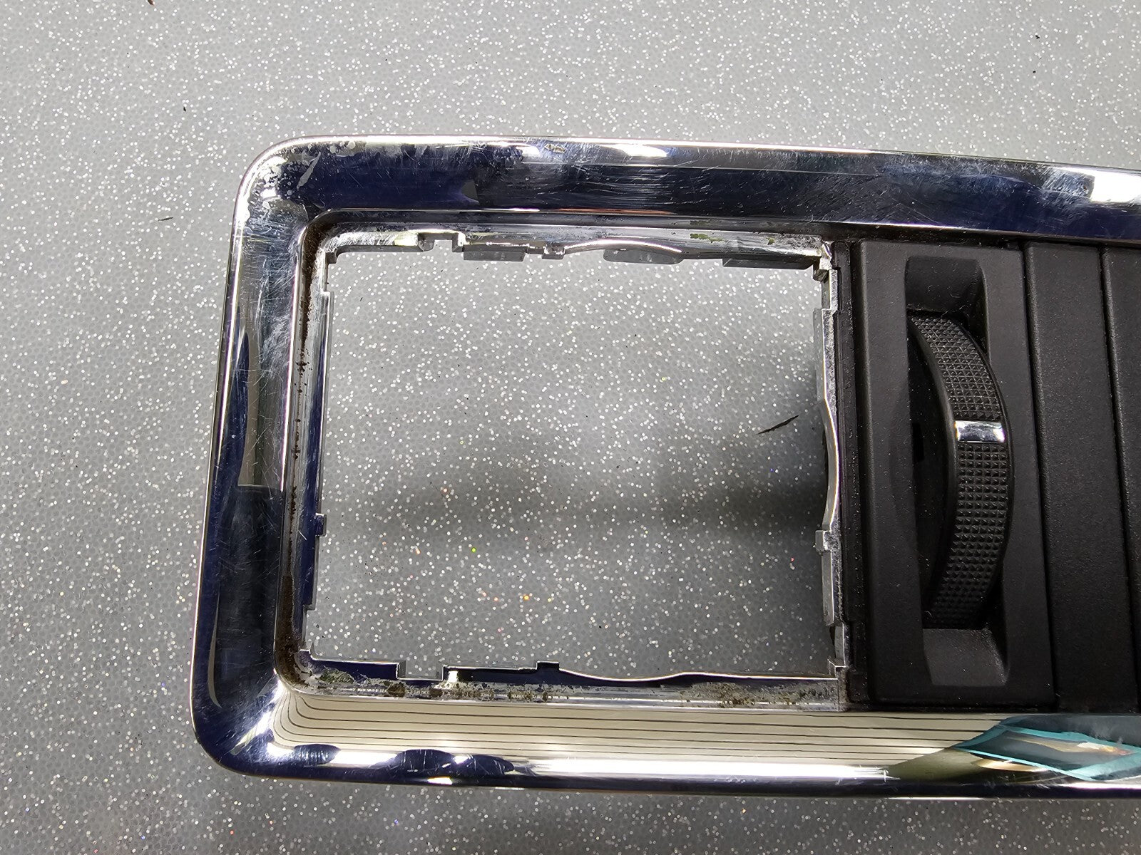 🔥09-12 DODGE RAM A/C DASH LEFT SIDE AIR VENT OUTLET HEADLIGHT SWITCH BEZEL OEM