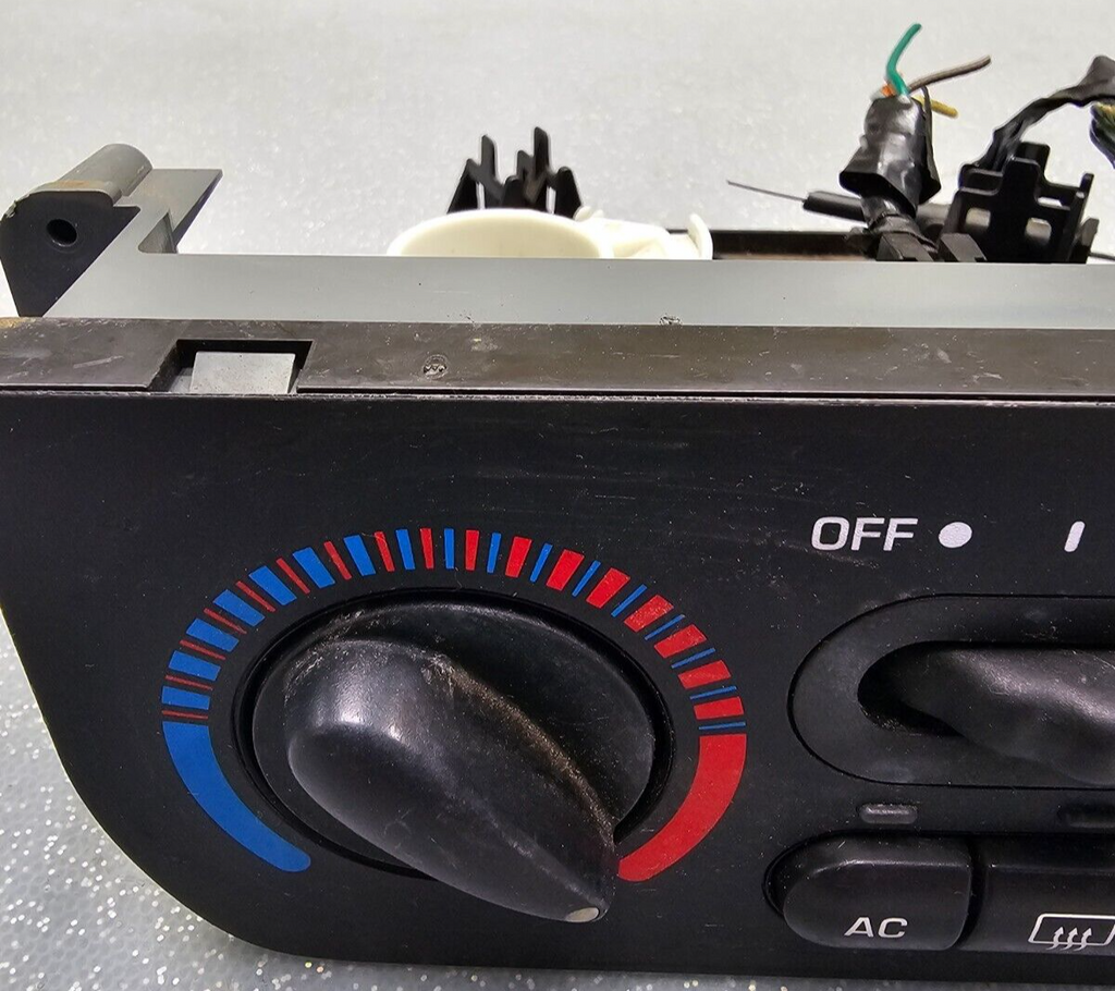 🔥00-02 Saturn S-Series Dash A/C Heater Climate Temperature Control Conditioner