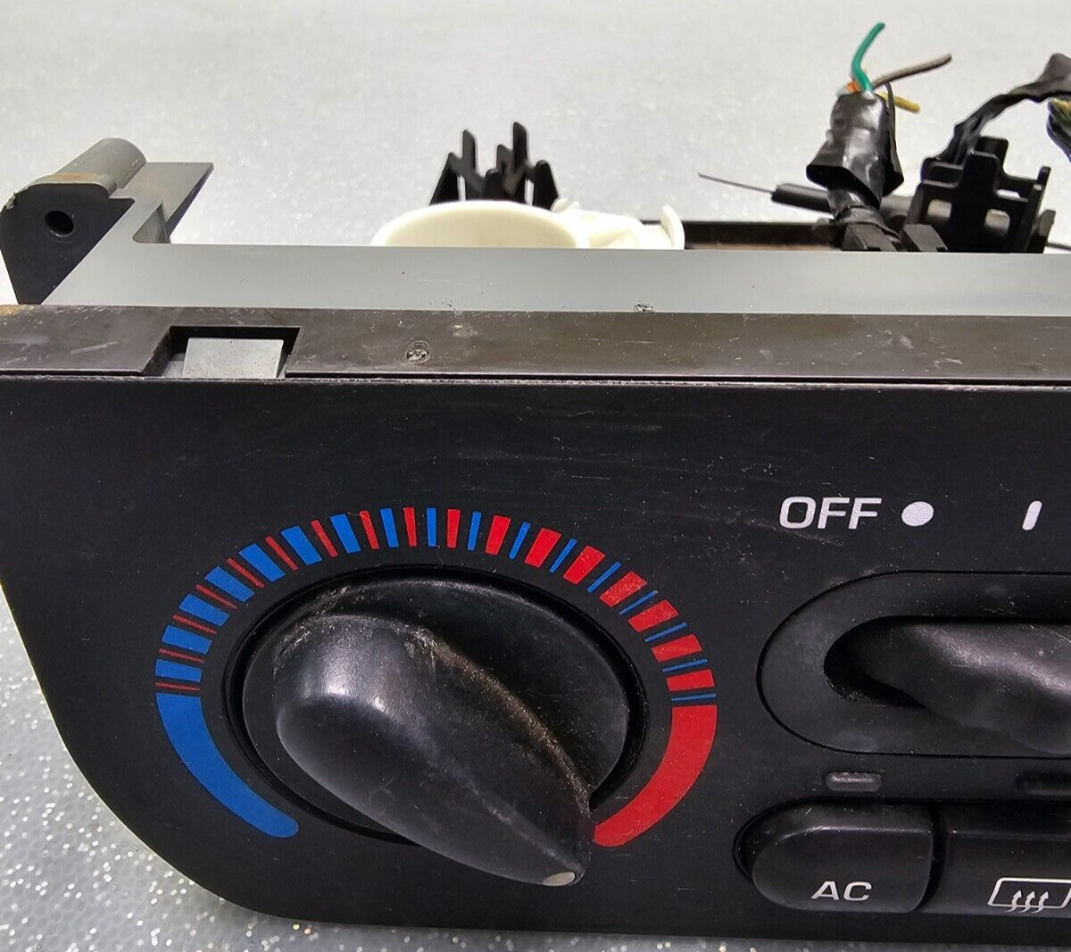 🔥00-02 Saturn S-Series Dash A/C Heater Climate Temperature Control Conditioner