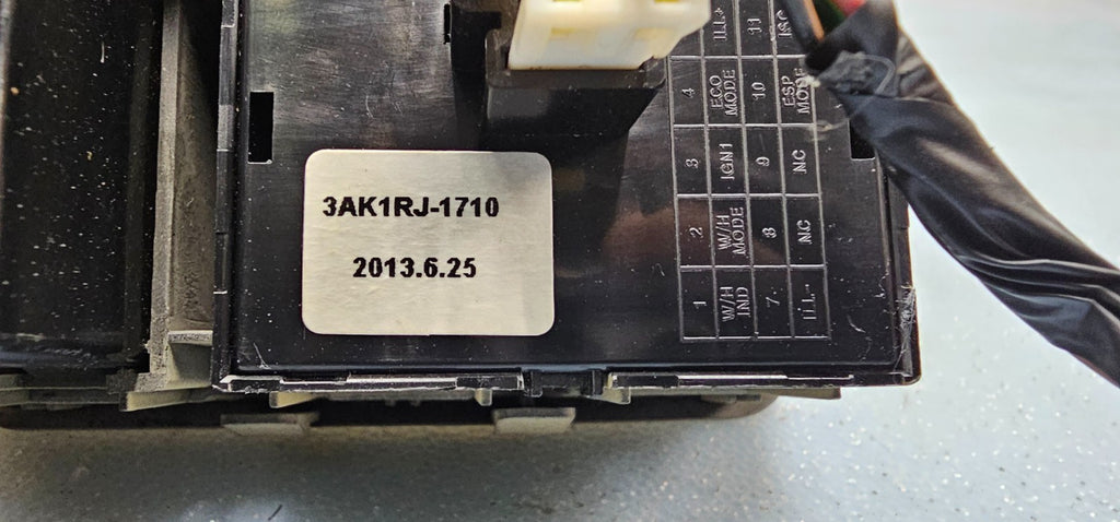 🔥2012-2017 Hyundai Accent OEM Dimmer Active ECO Traction Control Switch Tan