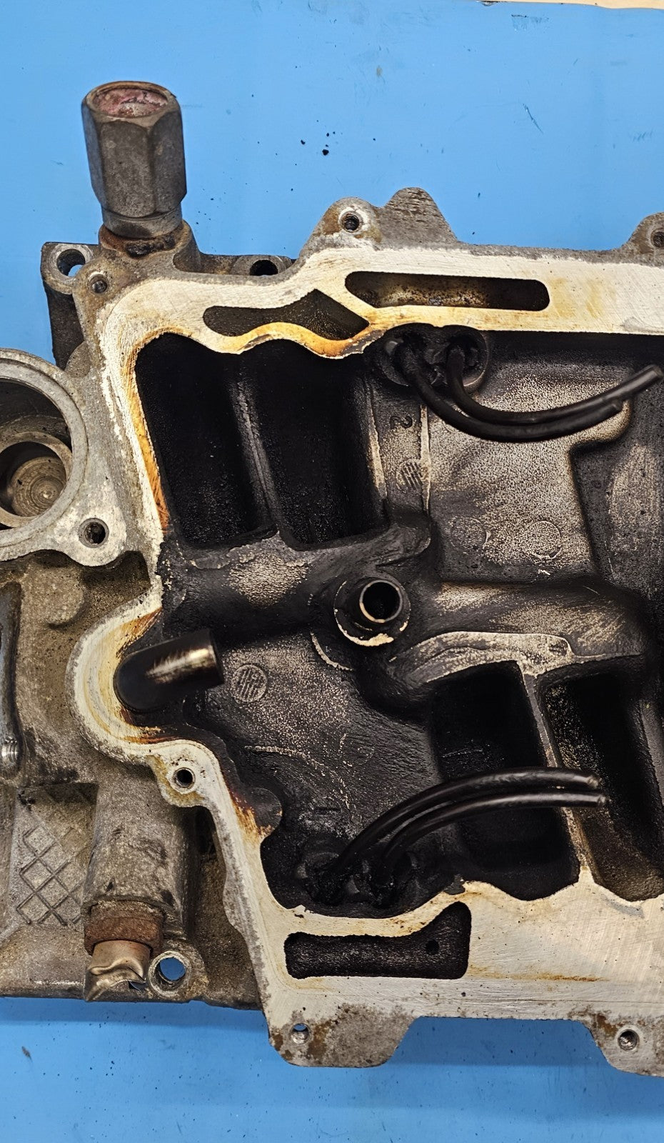 🔥96-00 Chevy/GMC 1500 2500 3500 Pickups Vortec Intake Lower 5.7L/350, 5.0L/305