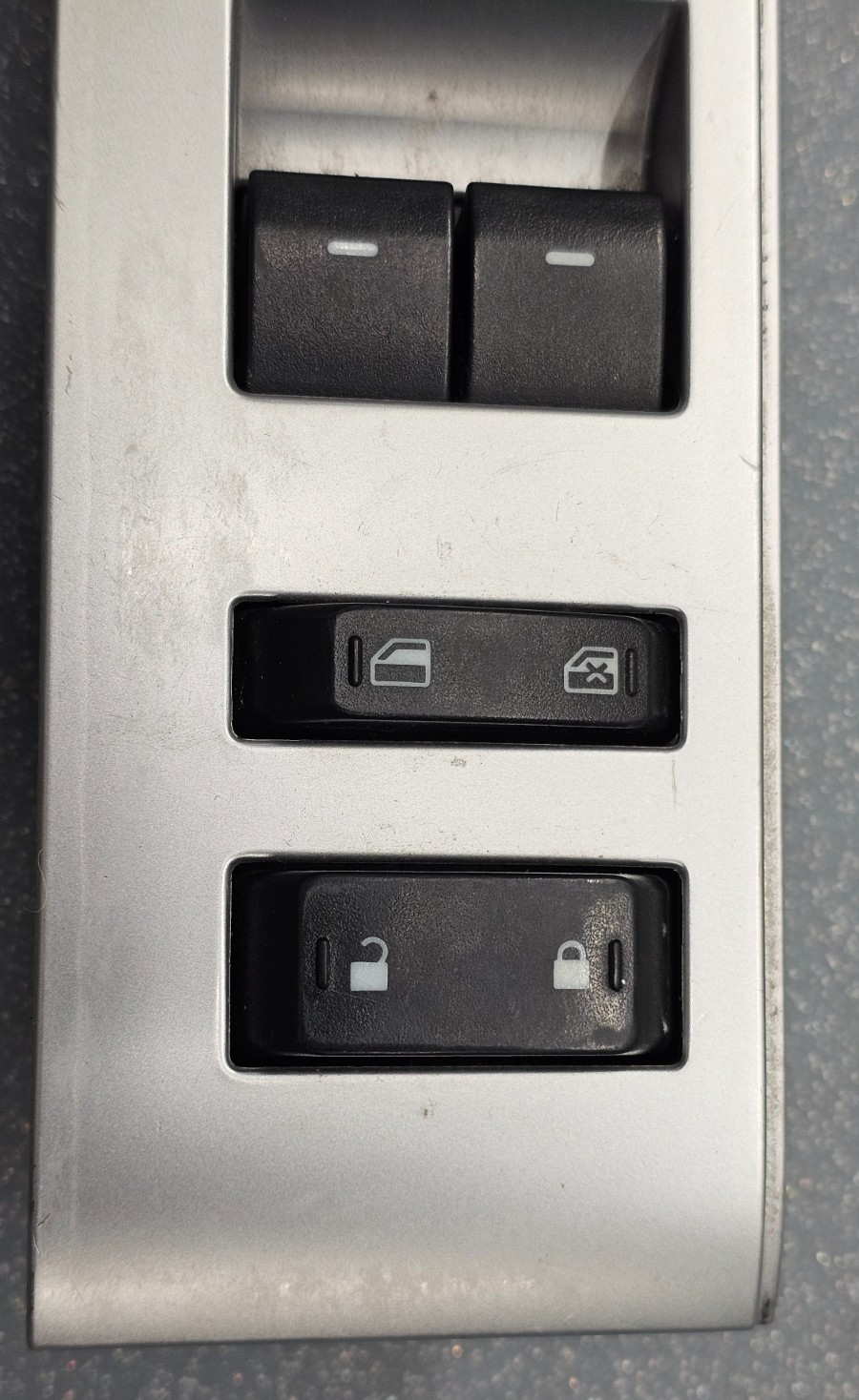 🔥08-10 EXPLORER MOUNTAINEER FRONT LEFT DRIVER MASTER WINDOW LOCK SWITCH SILVER