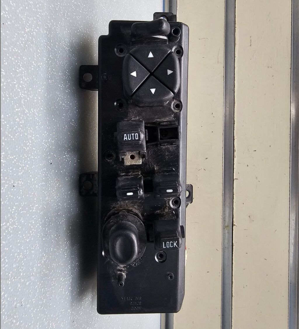 99-04 Jeep Grand Cherokee Driver Left Master Door Window Mirror Switch Assembly