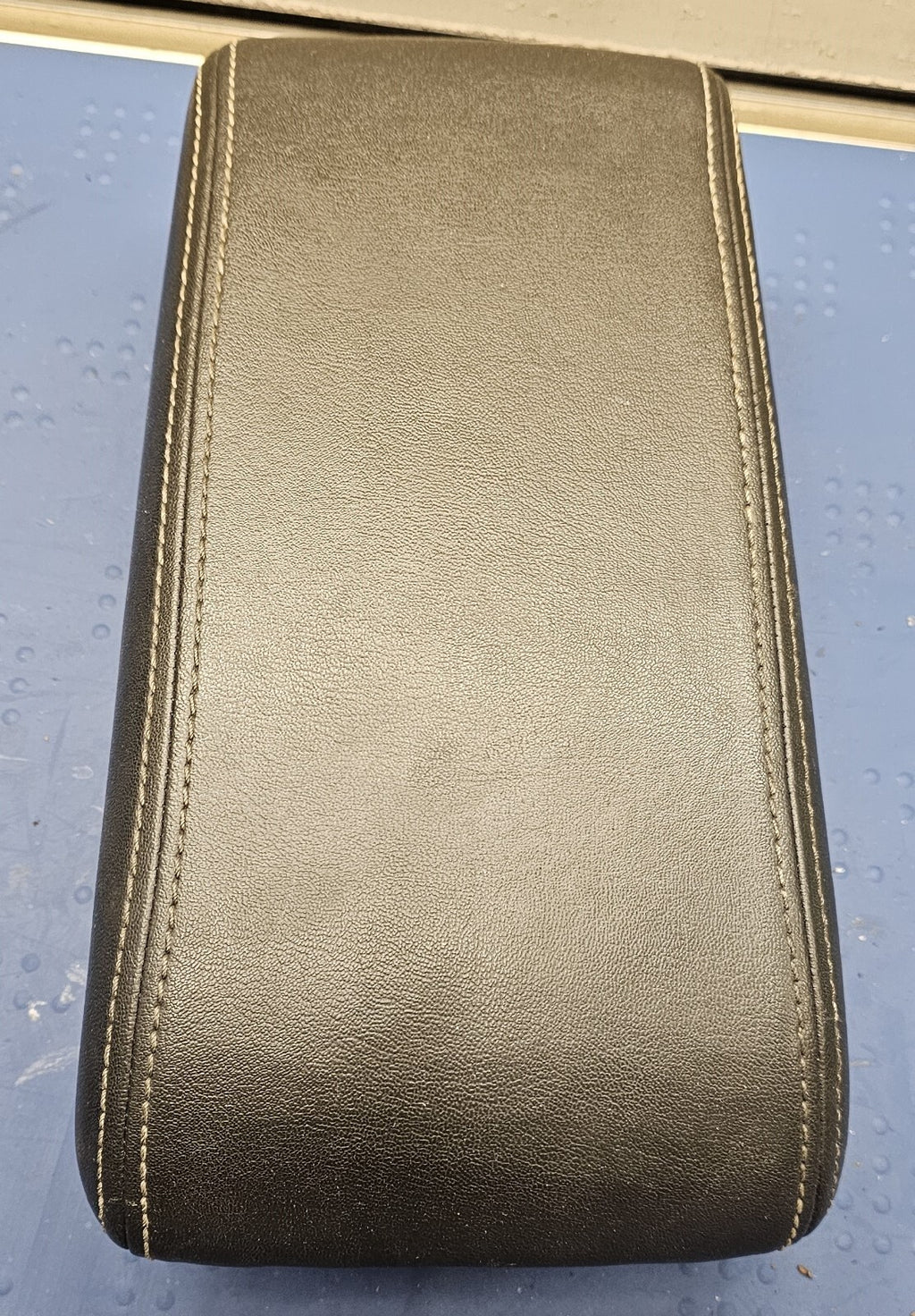 10-12 FORD FUSION Front Center Console Lid Arm Rest Cover Top Morad Parts BLACK