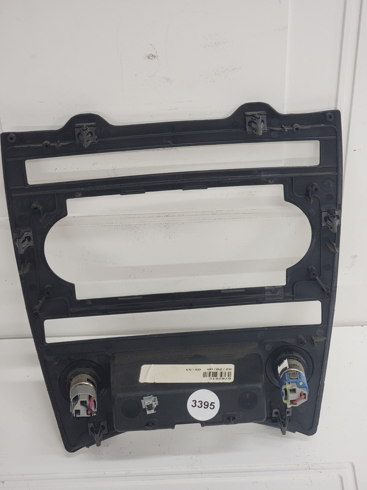 🔥2005-2006 JEEP GRAND CHEROKEE DASH PANEL RADIO SURROUND TRIM BEZEL OEM B70