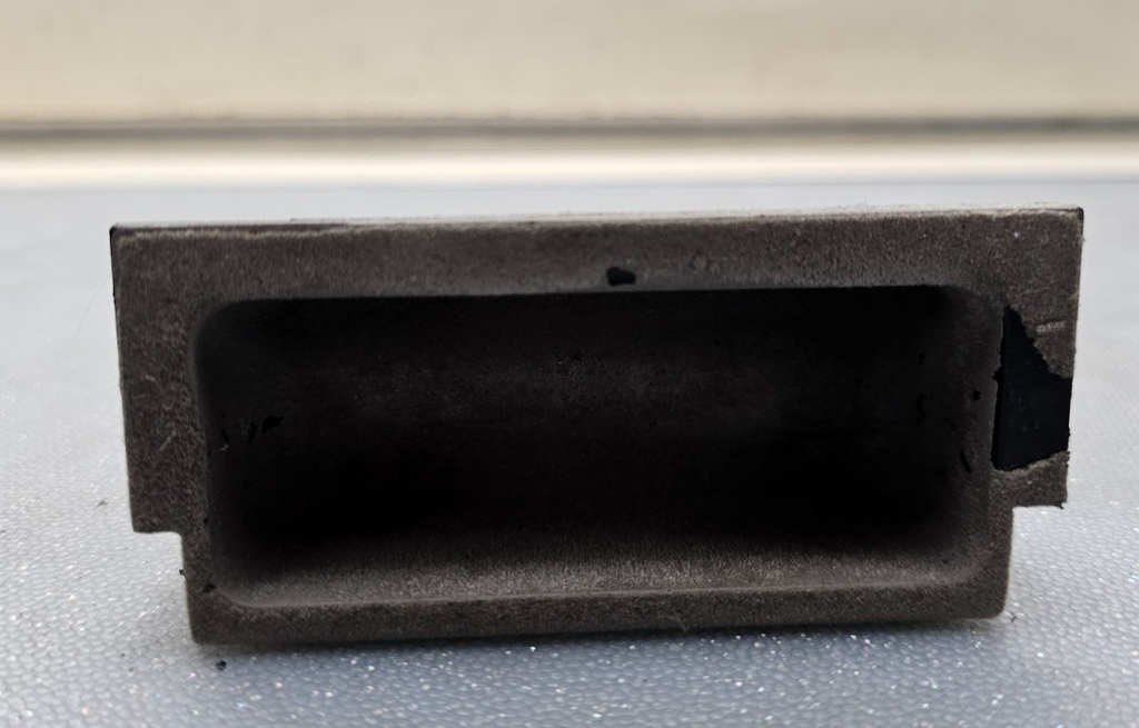 03-08 Murano Rear Ashtray Ash Tray Bezel Storage Comaprtment Bin Assembly Black