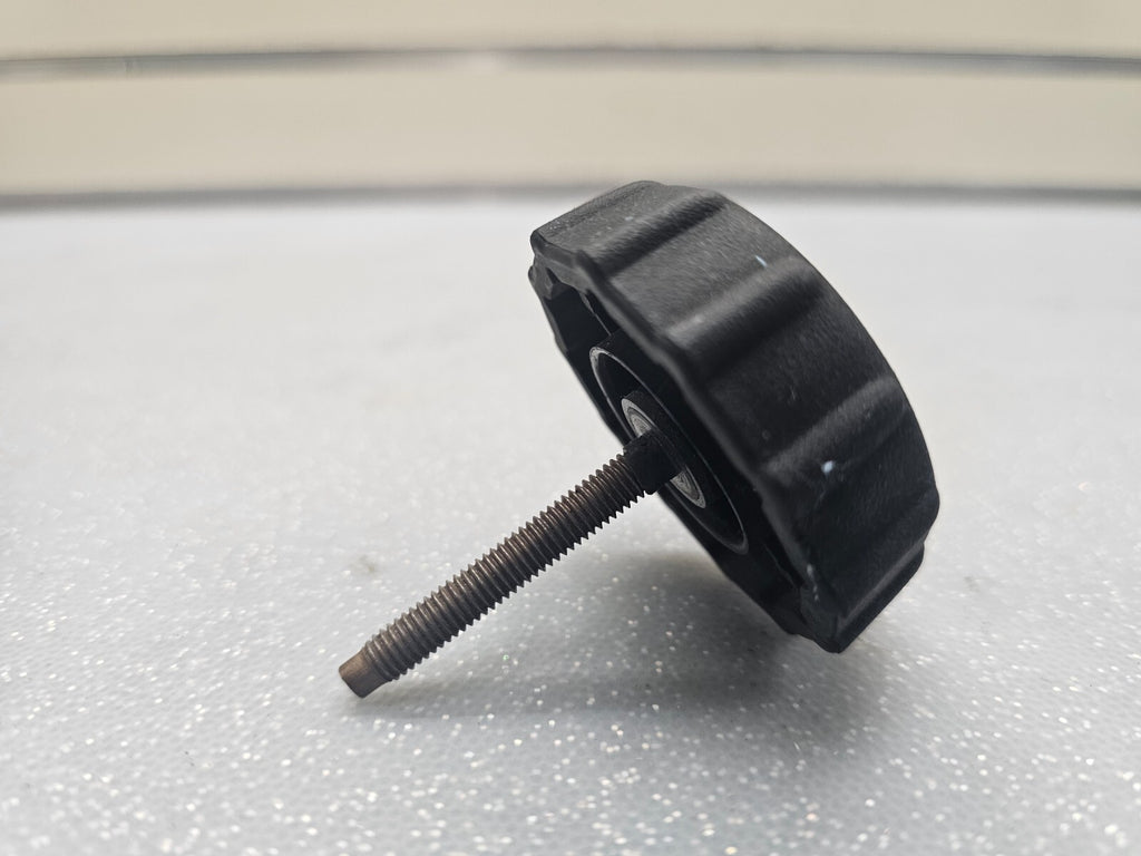 2005-2010 Jeep Grand Cherokee Roof Rack Cross Bar Knob Screw Clamp 2" Across OEM