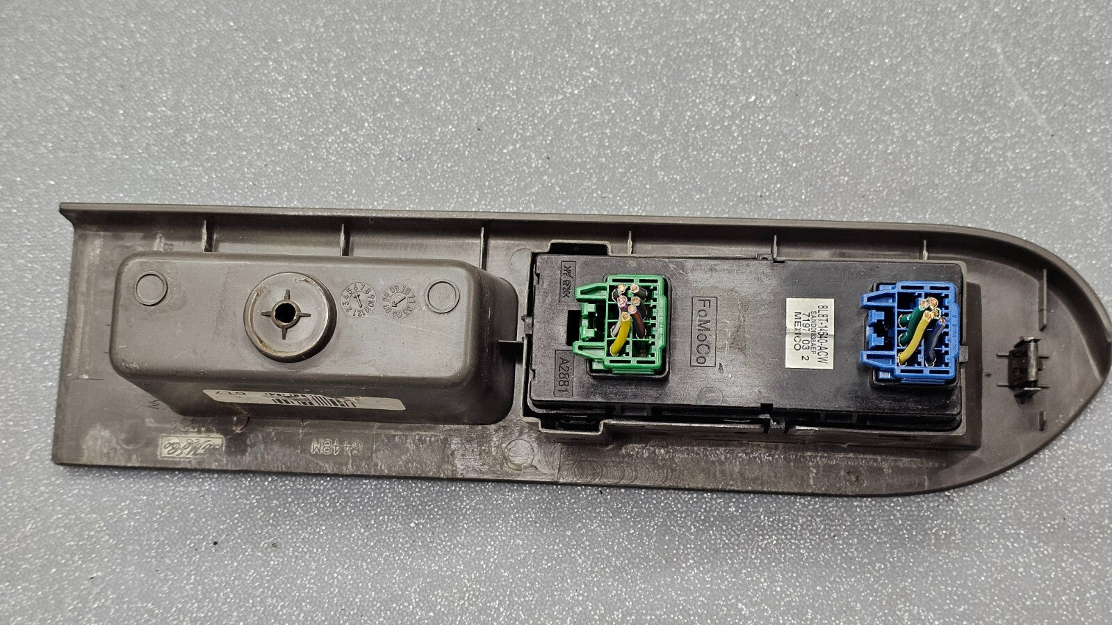 08 09 10 11 12 FORD ESCAPE MASTER POWER LOCK WINDOW SWITCH