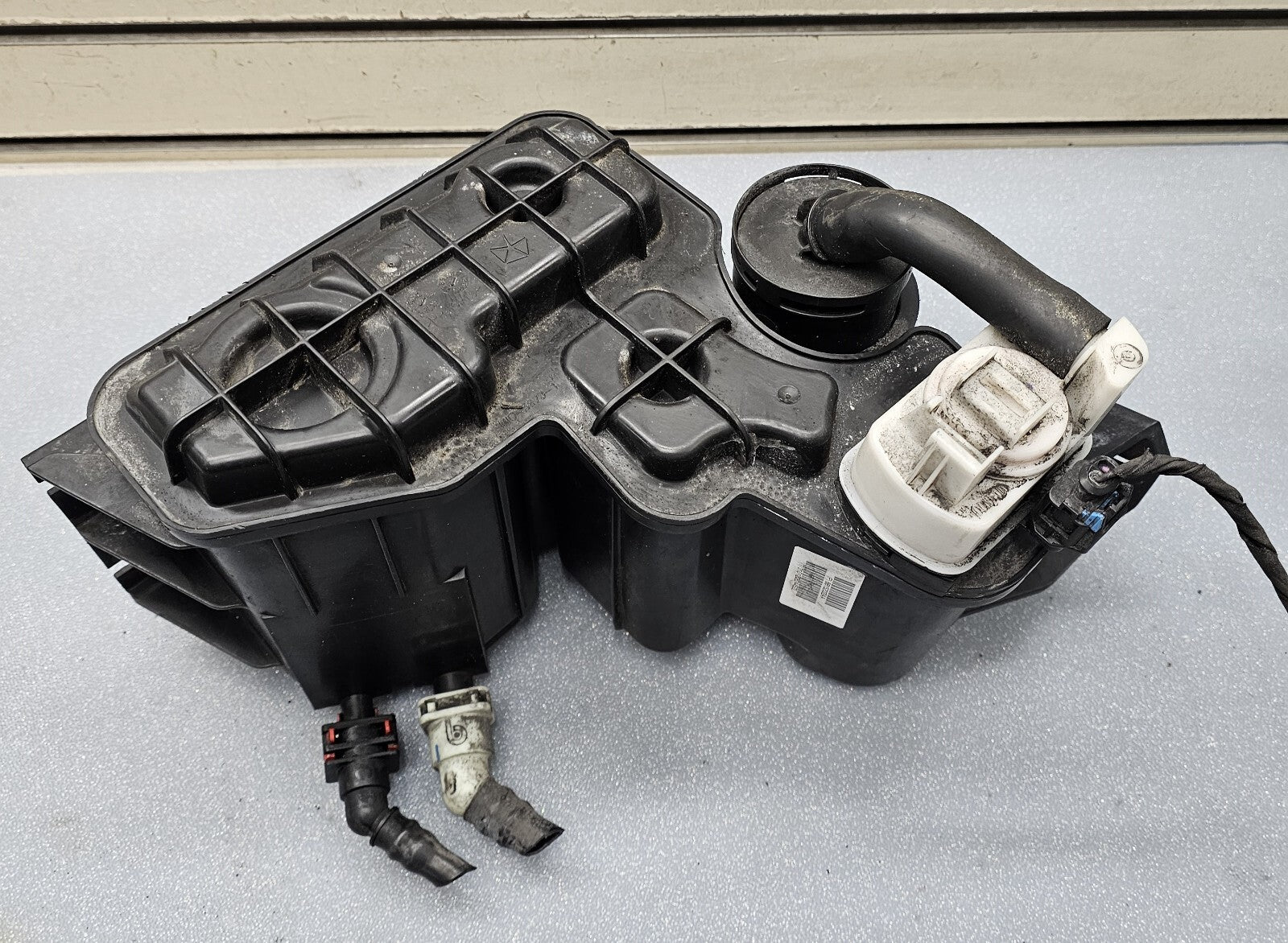 🔥13-16 Dodge Dart Chrysler 200 Jeep Cherokee Fuel Charcoal Vapor Canister 2.4L